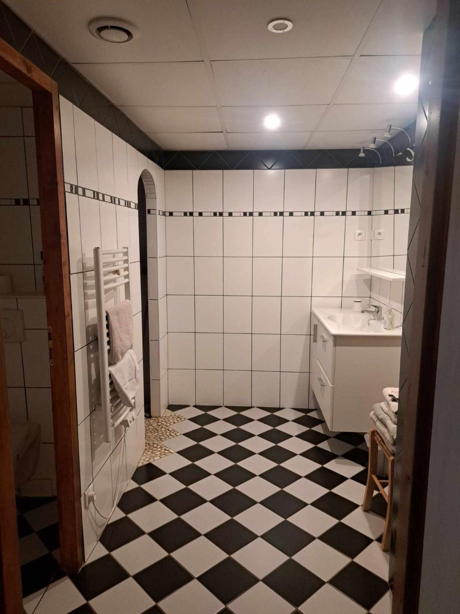 Chambres D'Hotes Les Hirondelles Gaubiving Екстериор снимка